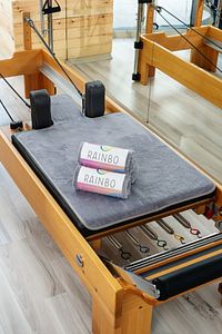 Gri Kaydırmaz Pilates Reformer Havlusu, Nonslip Reformer Mat Towel, ürün fotoğrafı