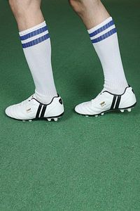 13256 Beyaz Çim Halı Saha Kramponu Futbol Ayakkabısı ürün fotoğrafı