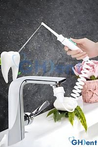 Gh15 Ağız Duşu Askılıklı Standart 3 Başlıklı 3 Kademeli 3 Delikli Masaj Etkisi Pil Şarj Hazne Yok ürün fotoğrafı