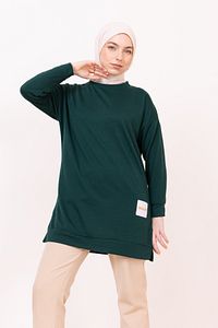 Yazlık Kadın Tesettür Bisiklet Yaka Terletmeyen Penye Kumaş Tunik Zümrüt ürün fotoğrafı