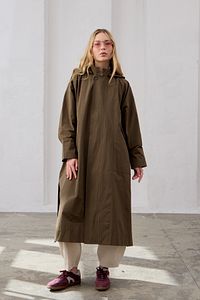 Kapüşonlu Oversize Yağmurluk Yeşil ürün fotoğrafı