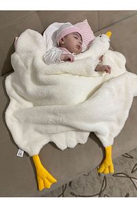 Krem Sevimli Çocuk Bebek Battaniyesi Ördek Kışlık Peluş Welsoft Kaz Battaniye ürün fotoğrafı