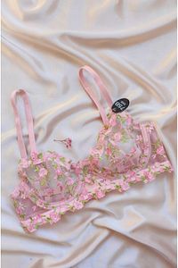 Pembe Dantelli Bralet Takım (SÜTYEN&TANGA) ürün fotoğrafı
