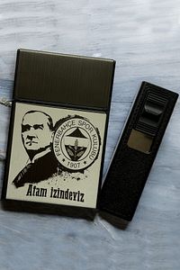 Usb Şarjlı Elektronik Çakmak Taşınabilir Sigara Paketi Muhafaza Kutusu Kişiye Özel ürün fotoğrafı