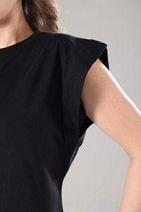 Siyah %100 Pamuk Vatka Görünümlü Basic Bisiklet Yaka Örme T-shirt ürün fotoğrafı