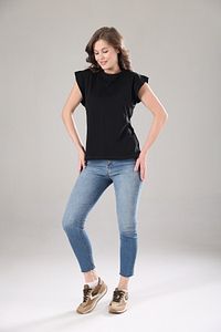 Siyah %100 Pamuk Vatka Görünümlü Basic Bisiklet Yaka Örme T-shirt ürün fotoğrafı
