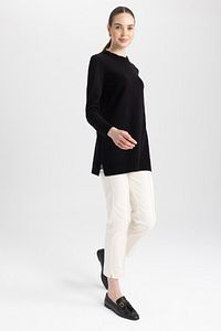Regular Fit Bisiklet Yaka Yırtmaçlı Basic Düz Triko Kazak Tunik H3431az23wn ürün fotoğrafı