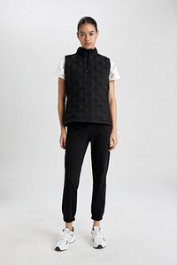 Fit Su Itici Rüzgar Geçirmez Slim Fit Dar Kesim Fermuarlı Şişme Sporcu Yelek B2069ax24sp ürün fotoğrafı