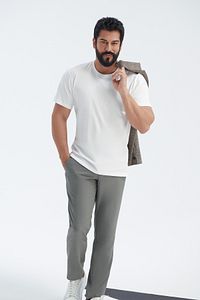 Erkek Beyaz %100 Pamuk Slim Fit Dar Kesim Bisiklet Yaka Basic Tişört ürün fotoğrafı