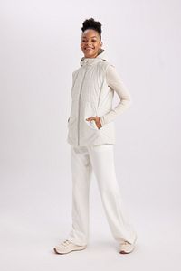 Fit Su Itici Rüzgar Geçirmez Slim Fit Dar Kesim Kapüşonlu Sporcu Şişme Yelek B2070ax24sp ürün fotoğrafı