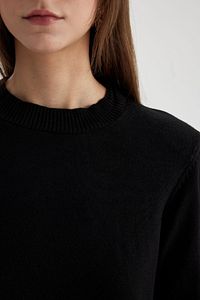 Regular Fit Bisiklet Yaka Yırtmaçlı Basic Düz Triko Kazak Tunik H3431az24au ürün fotoğrafı