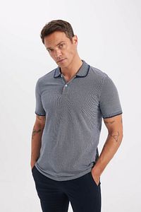 Slim Fit Kıvrılmaz Polo Yaka Kol Bantlı Pamuklu Tişört D0033axns ürün fotoğrafı