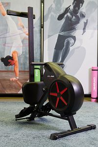 V-Fit By Voit R100 Kondisyon Küreği Hava Dirençli Manyetik Sistem ürün fotoğrafı