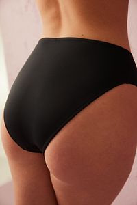 Siyah Basic Kapalı Kesim Bikini Altı ürün fotoğrafı