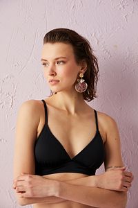 Siyah Basic Bralet Bikini Üstü ürün fotoğrafı