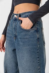 Toka Detaylı Bol Kesim Geniş Paça Rahat Baggy Jean Kot Salaş Kadın Pantolon @milano ürün fotoğrafı