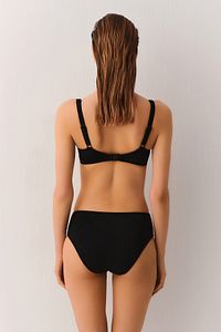 Biyeli Balenli Toparlayıcı Bikini Üst ürün fotoğrafı