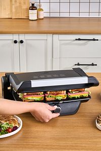 Gastro Classic Izgara ve Tost Makinesi Matte Black 6 Dilim Kapasiteli ürün fotoğrafı