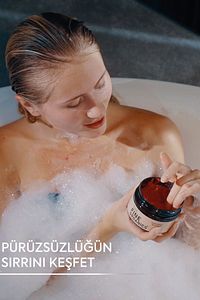 Minyatür Altın Karpuz Özlü Besleyici ve Arındırıcı Batık Karşıtı Vücut Peelingi ürün fotoğrafı