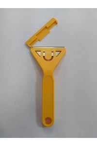 Cam Ve Buz Kazıma Metal Uçlu Plastik Sap. ürün fotoğrafı