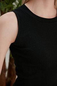 Kadın Siyah Beyaz Halter Yaka 2'li Crop Bluz ürün fotoğrafı