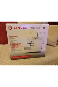 Singer 14 Sh 654 4 Iplik Overlok Makinesi ürün fotoğrafı