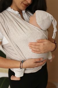 Premium Birinci Sınıf Pamuklu Esnek Wrap Sling Soft Bej (BABYWEARİNGE ÖZEL ÜRETİM KUMAŞ) ürün fotoğrafı