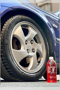 Lastik Parlatıcı Işıltılı Görünüm Lastik Silikonu Tire Express 500 ml ürün fotoğrafı