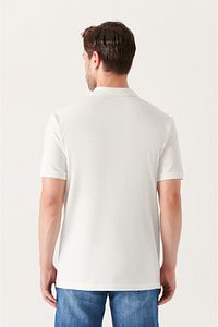 Erkek Beyaz %100 Pamuk Serin Tutan Polo Yaka T-shirt E001004 ürün fotoğrafı