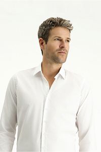 Uzun Kol Slim Fit Dar Kesim Non Iron Ütü Gerektirmeyen Pamuklu Gömlek ürün fotoğrafı