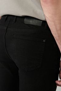 Erkek Siyah Eskitme Yıkamalı Esnek Jean Pantolon E003512 ürün fotoğrafı