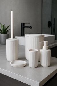 Mina Beyaz Çizgili Yuvarlak Banyo Seti ürün fotoğrafı