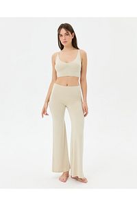 Krem Şortlu Yoga Pantolon İnce Dökümlü Yoga Pantolon ürün fotoğrafı