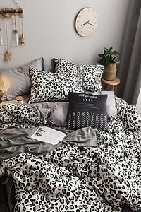 Lastikli Çarşaflı Nevresim Takımı Çift Kişilik Leopar Premium Cotton 64s ürün fotoğrafı