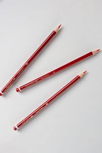 12'li Kırmızı Kopya Kalemi, Yüksek Kaliteli Mine, Kırılmaya Dayanıklı Uç, Ergonomik Gövde ürün fotoğrafı