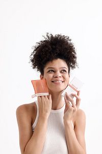 Yavruağzı Yüz Kesesi Floş Ipek Peeling Eldiveni Hassas Ciltler Için 1 Adet ürün fotoğrafı