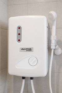 Termoplus Elektrikli Şofben 7000w Termostatlı Mutfak Banyo Şofbeni ürün fotoğrafı
