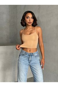 Kadın Bej Rengi Scuba Kumaş Ip Askılı Crop Top ürün fotoğrafı