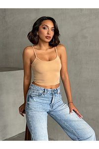 Kadın Bej Rengi Scuba Kumaş Ip Askılı Crop Top ürün fotoğrafı