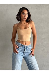 Kadın Bej Rengi Scuba Kumaş Ip Askılı Crop Top ürün fotoğrafı
