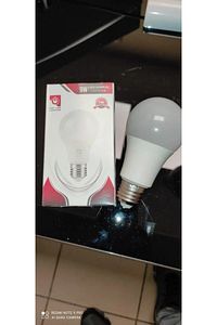 Led Ampul Beyaz Renk 9 Watt Tasarruflu ürün fotoğrafı