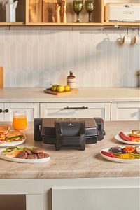 Future Essential Tost Makinesi Matte Black 1800 W 4 Dilim Kapasiteli ürün fotoğrafı