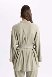 Relax Fit Şal Yaka Kemerli Bürümcük Kimono Z8777AZ24SM ürün fotoğrafı