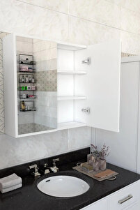 Mdf 2 Kapaklı 70*70*15 Aynalı Banyo Dolabı Çok Amaçlı Banyo Dolabı Yüksek Kalite ürün fotoğrafı