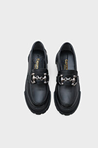 Denni Oval Burunlu Metal Tokalı Trak Tabanlı Kadın Loafer ürün fotoğrafı