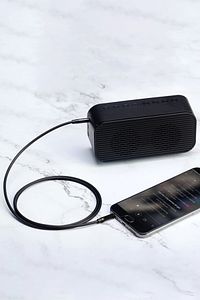 Iphone Samsung Xiaomi Huawei Oppo Uyumlu Örme 3,5mm Aux Çelik Örgü Araç Ev Müzik Video Ses Kablosu ürün fotoğrafı