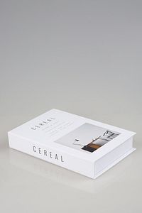 Cereal Travel And Style Dekoratif Kitap Kutu ürün fotoğrafı