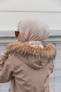1601 Yakasi Kürklü Içi? Peluş Bondi?t Kaban ürün fotoğrafı