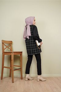 Kadın Noktalı Tüvit Süveter Siyah ürün fotoğrafı