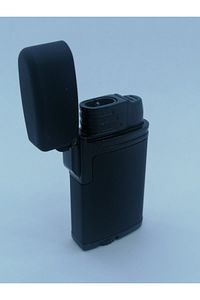 Siyah Turbo Rezidanslı Metal Çakmak ürün fotoğrafı